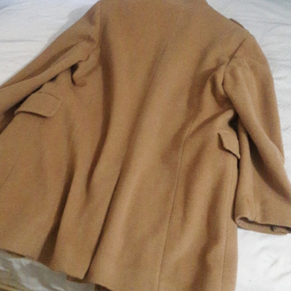 Jacket - Picture 3 of 3